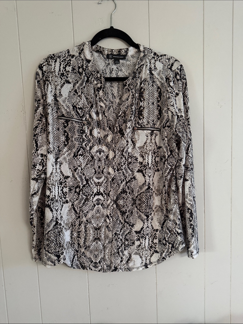 INC International Concepts Black and White Snake-Print Long Sleeve Blouse
